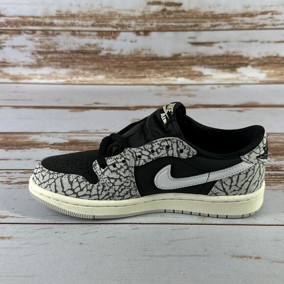 Nike Jordan 1 Retro Low OG Black Cement Women's Sz 5 Sneakers - New Open Box - Picture 3 of 9